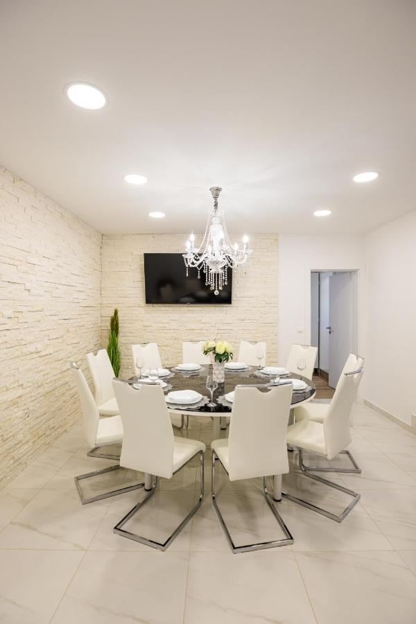 Apartman Laura Vir Exteriör bild