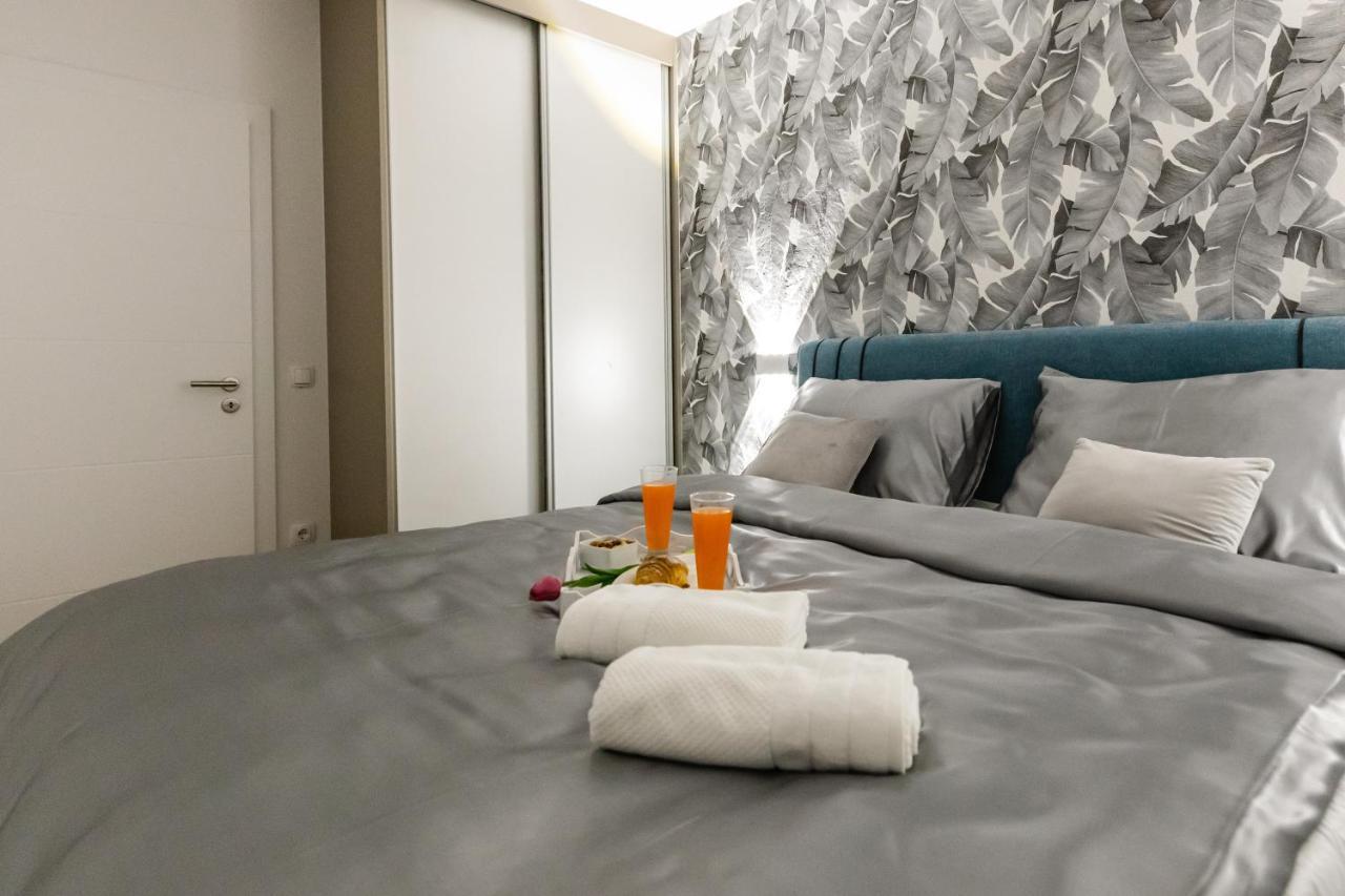 Apartman Laura Vir Exteriör bild