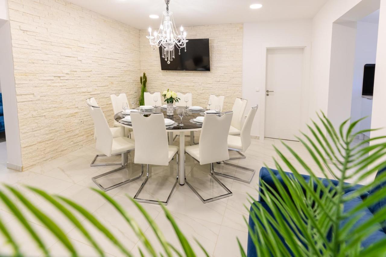 Apartman Laura Vir Exteriör bild