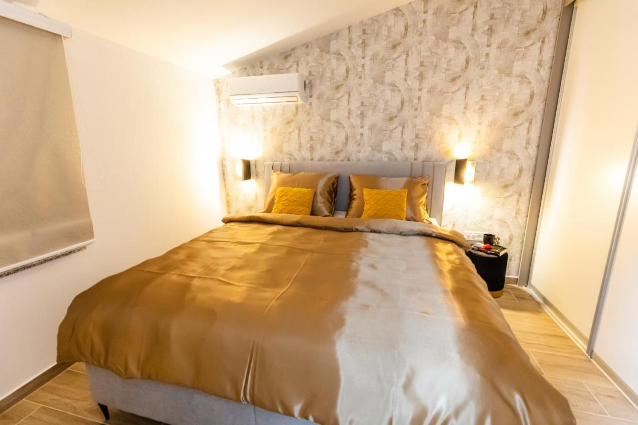 Apartman Laura Vir Exteriör bild