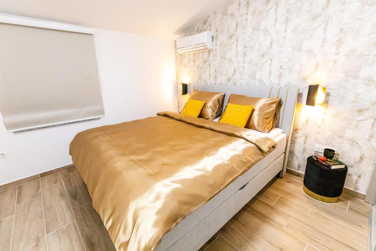 Apartman Laura Vir Exteriör bild